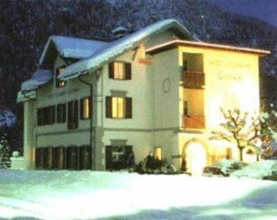 Hotel Grischuna Filisur Ngoại thất bức ảnh